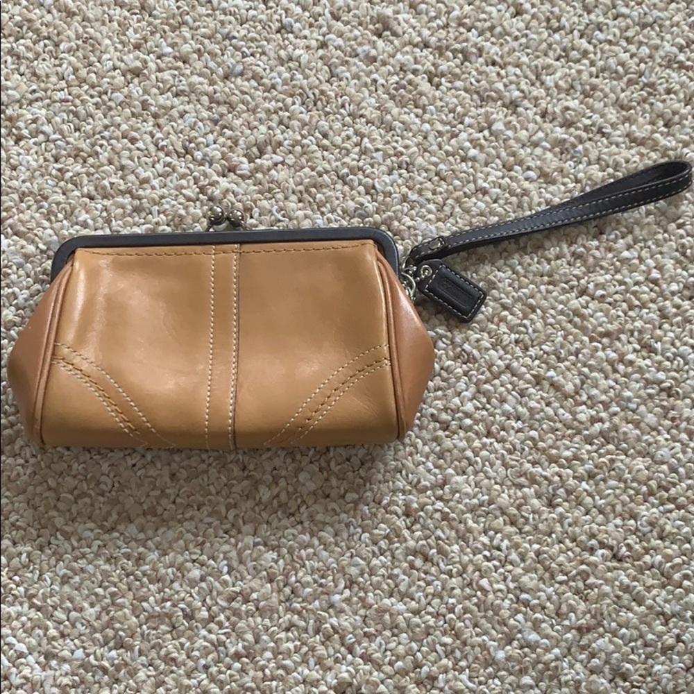 Like new coach wristlet
